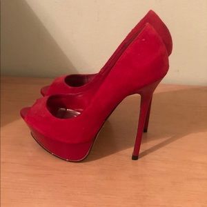 New Size 5 Pumps